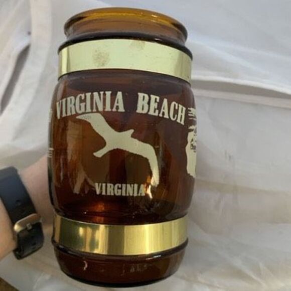 Virginia Beach Norwegian Lady Fun In The Sun Souvenir Brown Wood Handled Mug - Picture 1 of 5